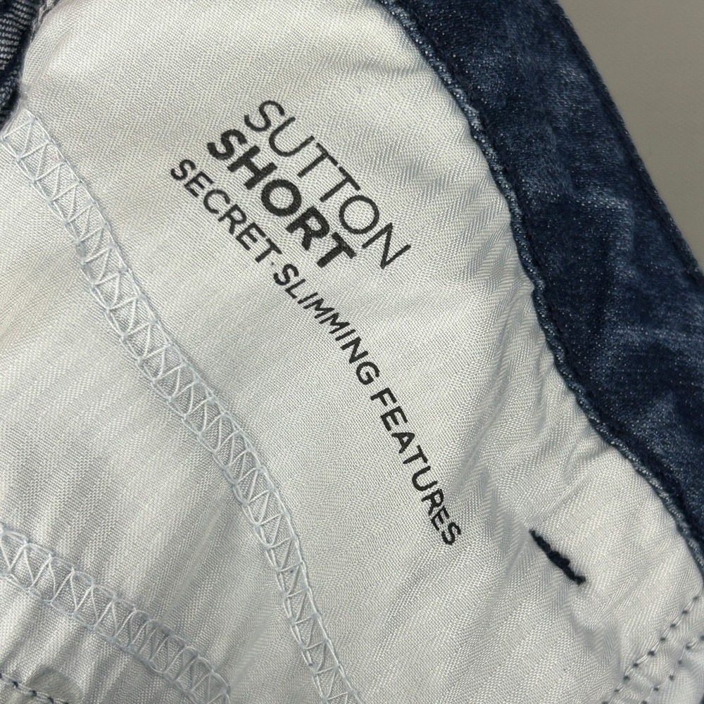Jones New York Jeans Sutton Short Slimming Dark Wash Blue Bermuda Denim S Travel - Picture 6 of 8
